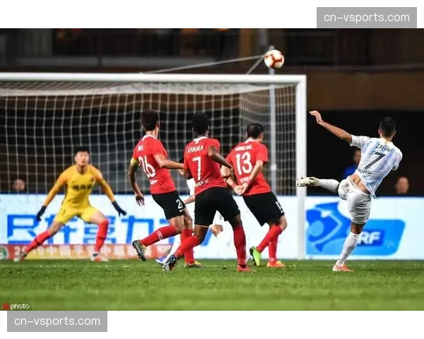 帕尔马1-1战平那不勒斯，保级路上关键一分